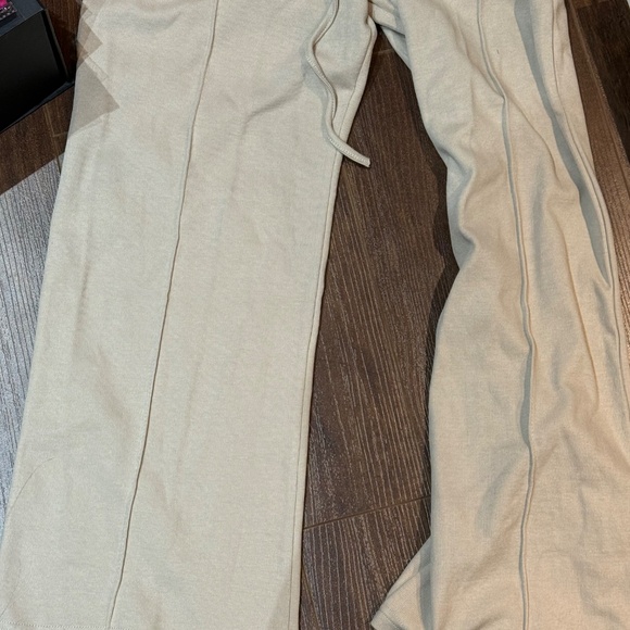 2 set - Picture 2 of 6